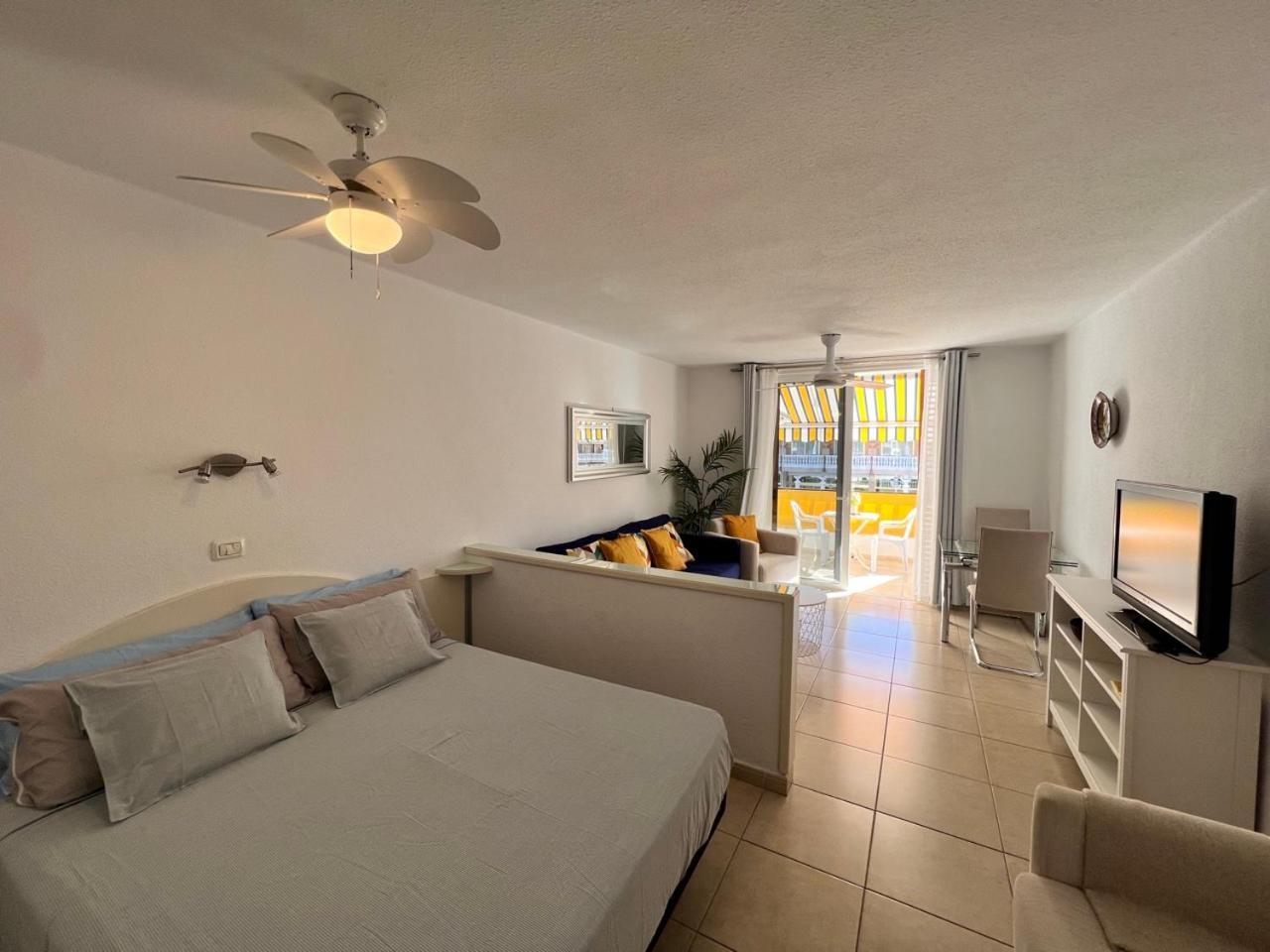 Seafront New Modern Apartment Playa de las Americas  Ngoại thất bức ảnh