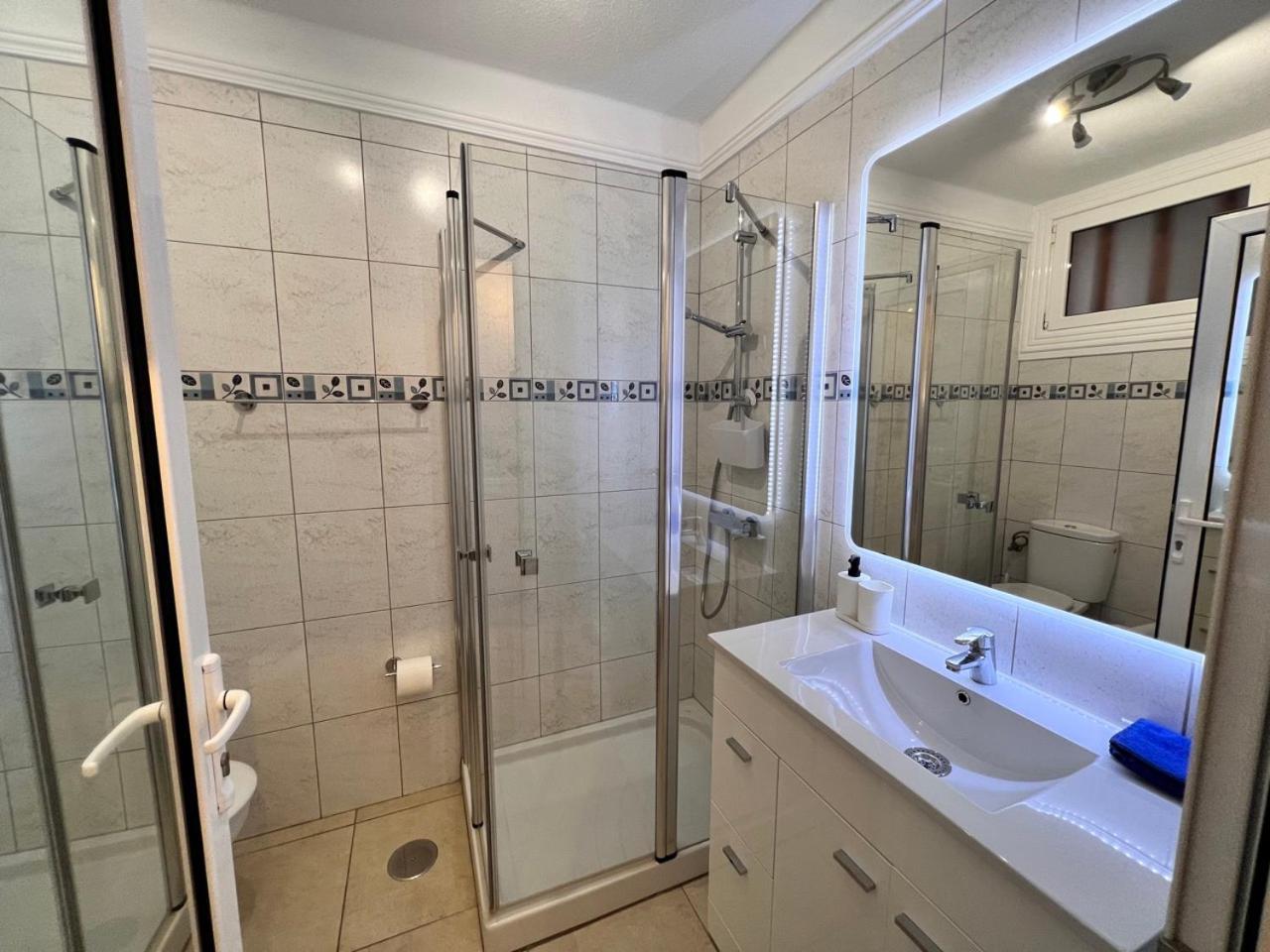 Seafront New Modern Apartment Playa de las Americas  Ngoại thất bức ảnh