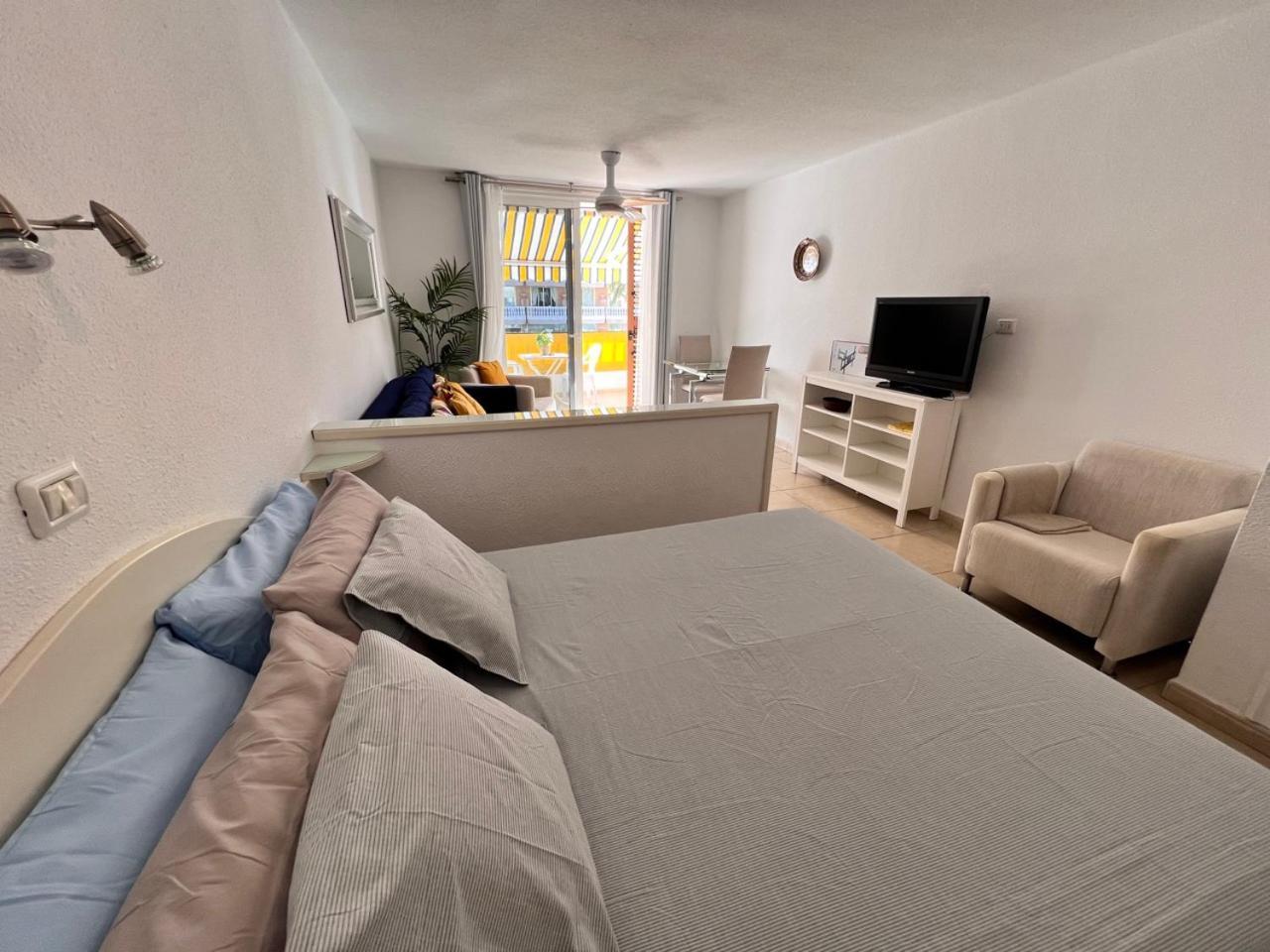 Seafront New Modern Apartment Playa de las Americas  Ngoại thất bức ảnh